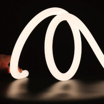 D25mm Đèn dải neon tròn LED 360 ° Đường dải neon silicone tròn